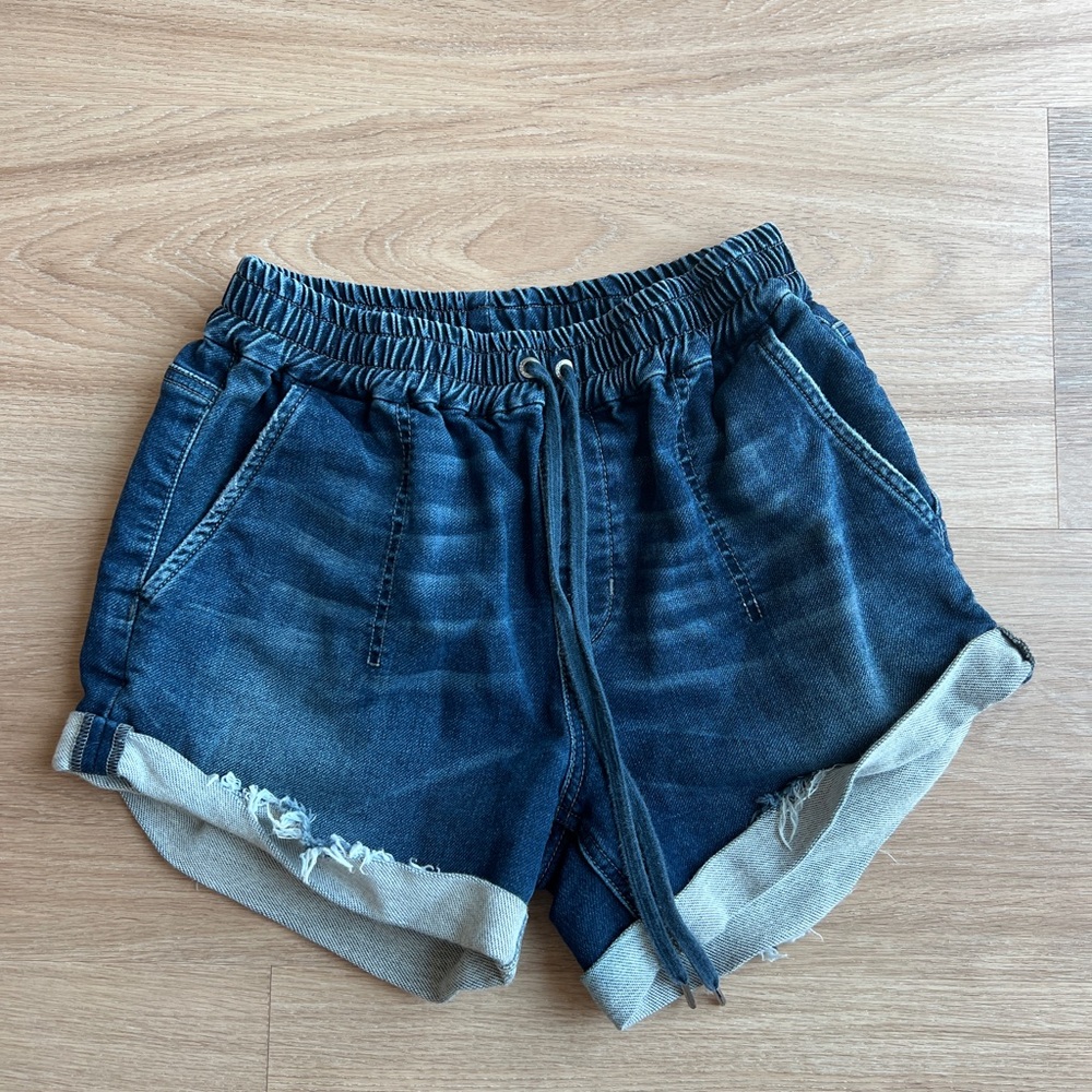 JOES JEANS cutoff shorts